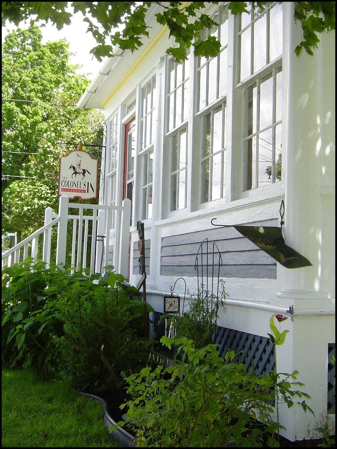 The Colonel'S In Bed And Breakfast Фредериктън Екстериор снимка